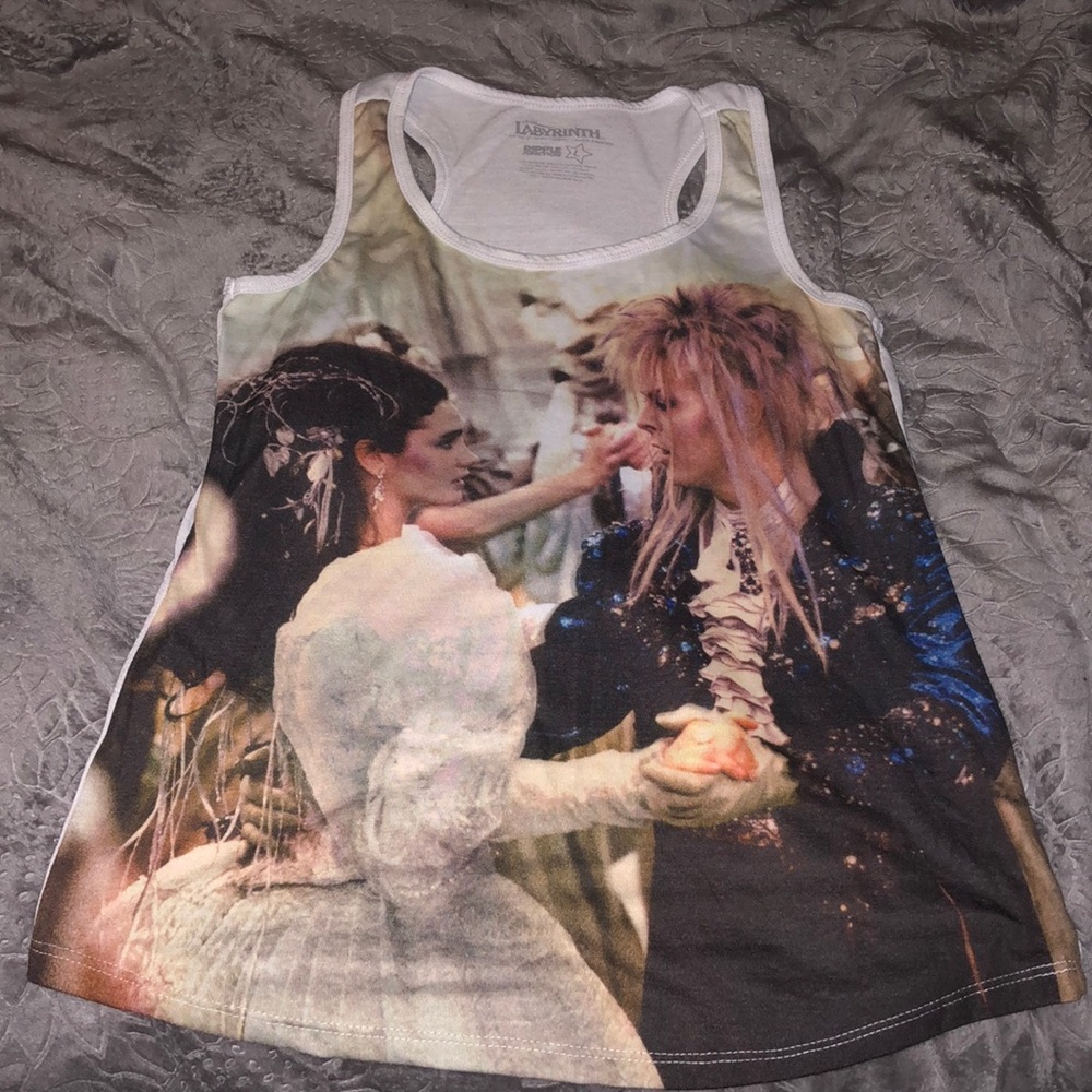 Hot topic labyrinth tank top size large